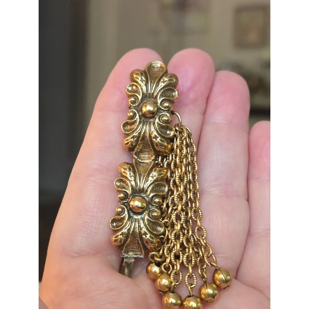 Victorian Tassel Brooch Goldtone Vintage